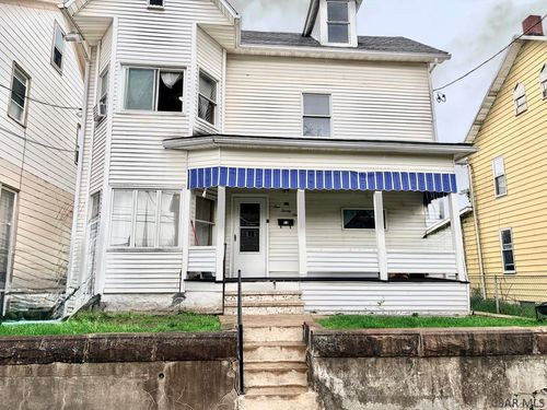 121 D St, Johnstown, PA, 15906-2207 | Card Image