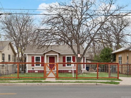 2619 E Houston, San Antonio, TX, 78202 | Card Image