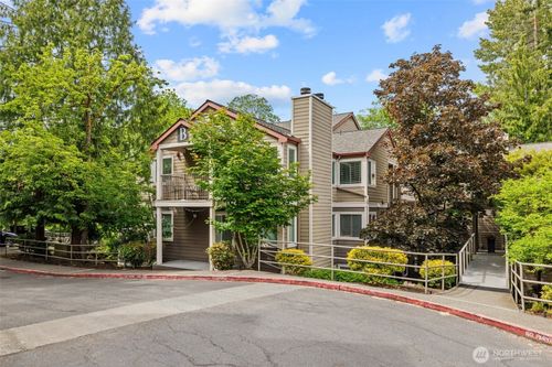 unit-b301-700 Front St S, Issaquah, WA, 98027-4232 | Card Image