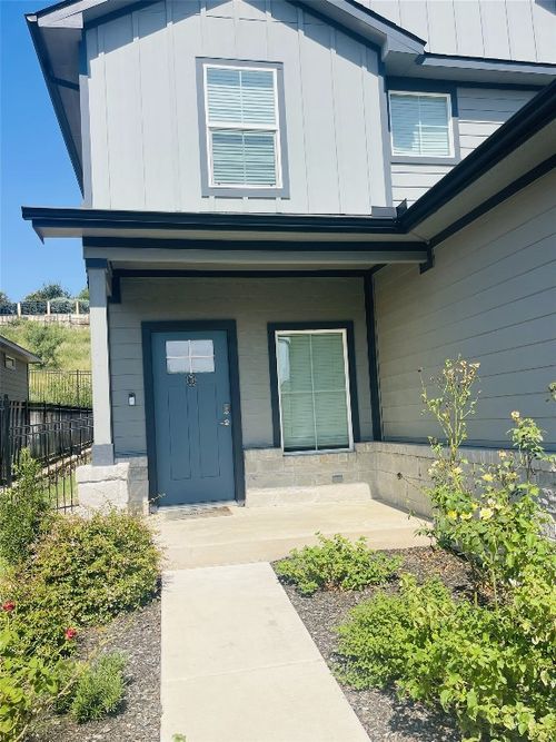 121 Merrick Rd, Georgetown, TX, 78628-7313 | Card Image