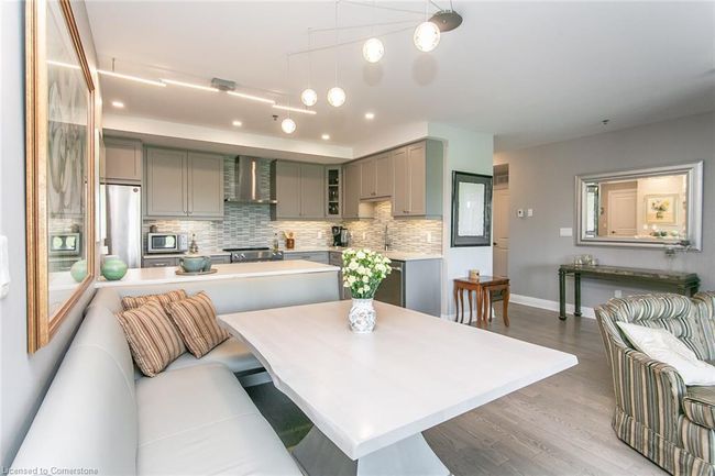 205 - 249 Grey Silo Rd, House attached with 2 bedrooms, 2 bathrooms and 1 parking in Waterloo ON | Image 17
