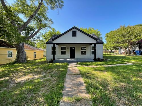 607 E Monterey St, Denison, TX, 75021-6461 | Card Image