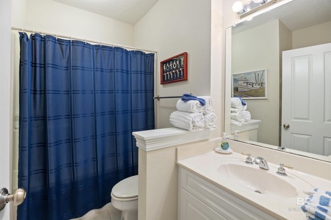 Bathroom | Image 23