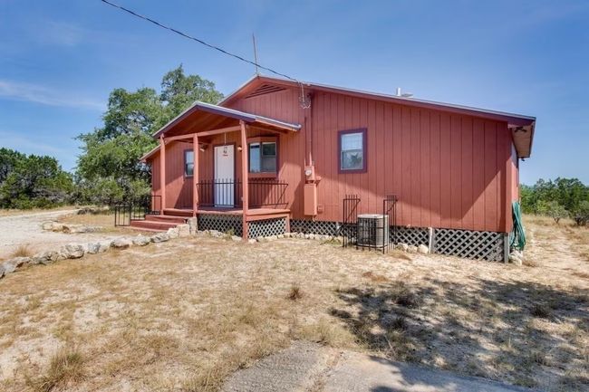 7445 Mcgregor Ln, House other with 3 bedrooms, 3 bathrooms and 3 parking in Dripping Springs TX | Image 6