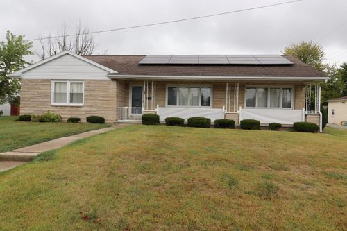 102 W Bryant St, Greensburg, IN, 47240-1903 | Card Image