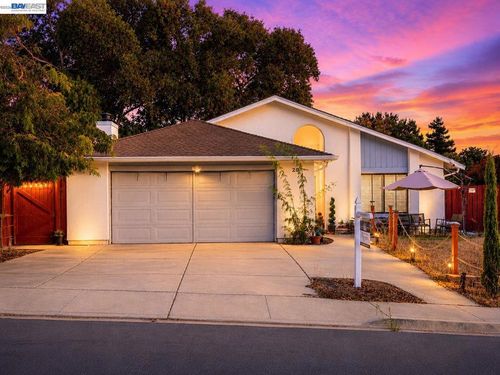 20 Dunes Way, Antioch, CA, 94509-6060 | Card Image
