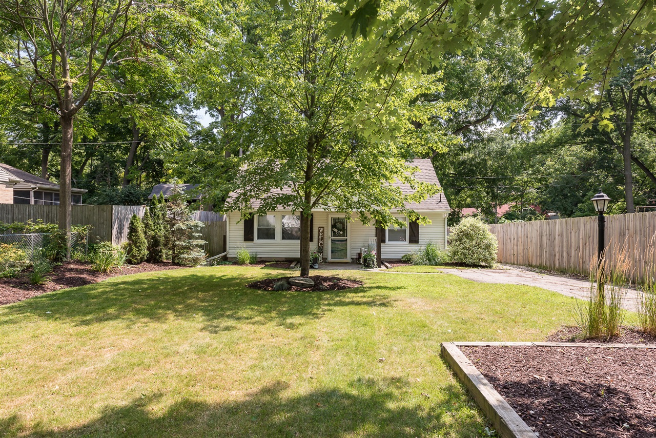Parmelee Ave, Grand Rapids, MI 49504