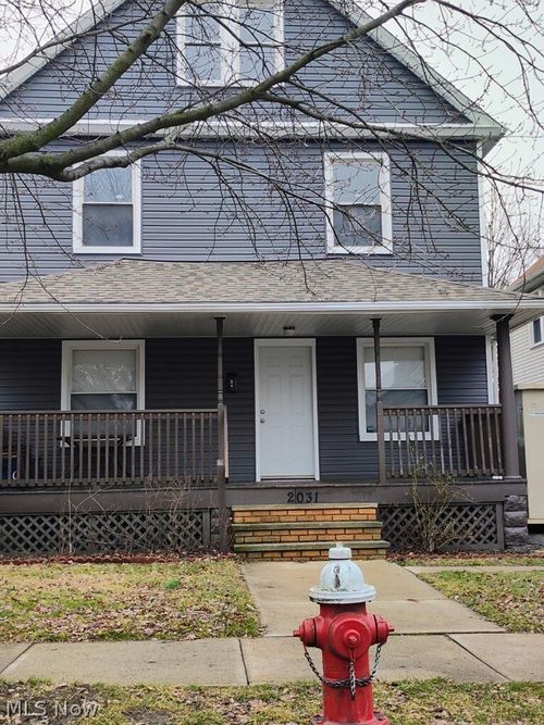 4-2031 Robin St, Lakewood, OH, 44107-7209 | Card Image