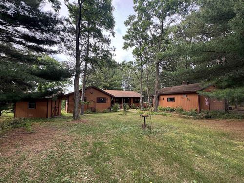 W5894 Fish Ct, Montello, WI, 53949-7863 | Card Image