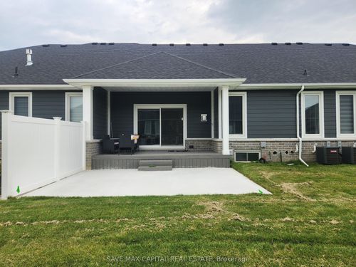 402 Caserta Cres, Belle River, ON, N8L0A5 | Card Image