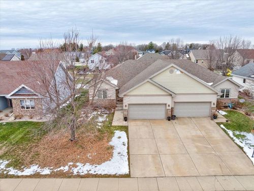 829 Oregon Parks Avenue, Oregon, WI, 53575 | Card Image