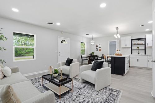 2670 Louise Dr, North Charleston, SC, 29405-3912 | Card Image