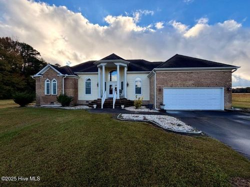 233 Boyd Acres Rd, Washington, NC, 27889-9146 | Card Image