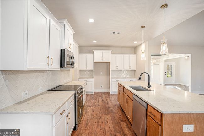 240 Murphey Ave, House other with 4 bedrooms, 4 bathrooms and 2 parking in BARNESVILLE GA | Image 10