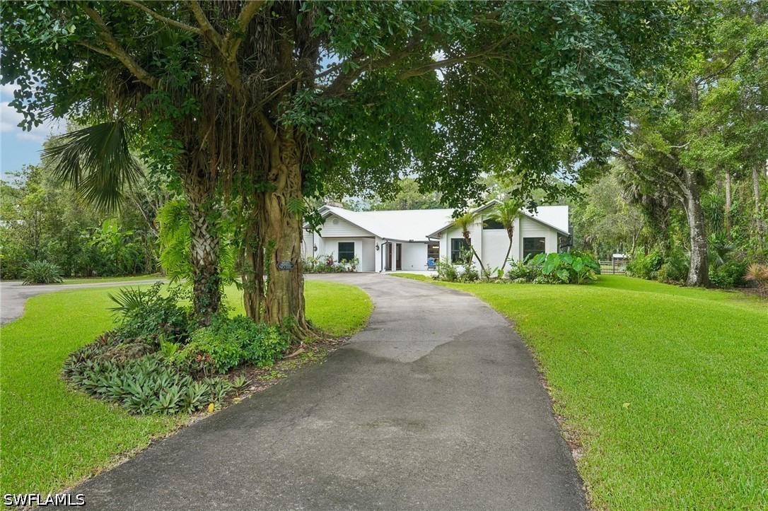 Residential in Naples 3