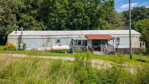 406 War Valley Rd, Church Hill, TN, 37642-7017 | Card Image
