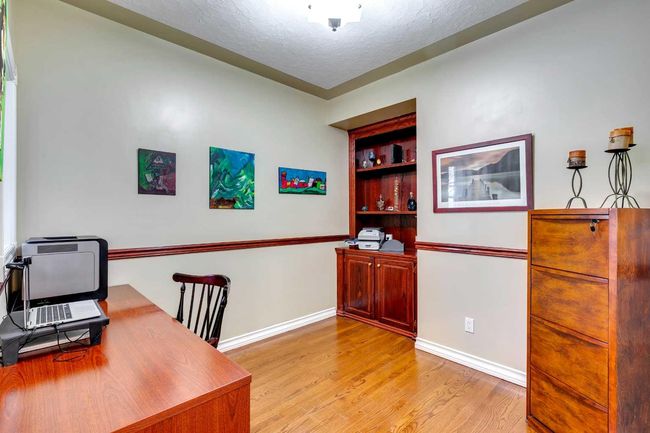 131 Patterson Drive Sw, House other with 5 bedrooms, 4 bathrooms and 4 parking in Calgary AB | Image 26