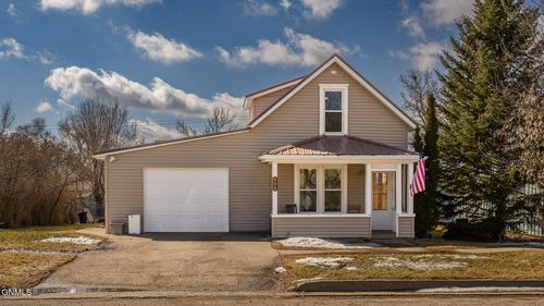 409 Main Avenue, Washburn, ND, 58577 | Card Image