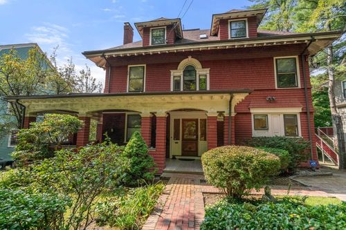 2-82 Lancaster Ter, Brookline, MA, 02446-2237 | Card Image