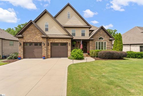 147 Stone Gate Dr, Duncan, SC, 29334-8200 | Card Image