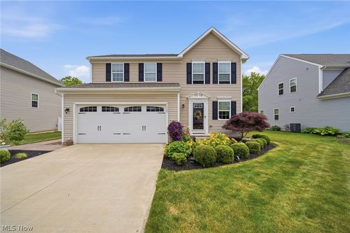 1724 Muirfield Ln, Painesville, OH, 44077-4810 | Card Image