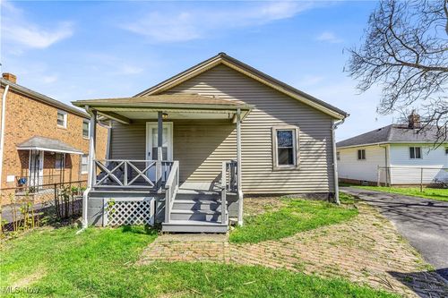 5656 Lafayette Ave, Maple Heights, OH, 44137-3361 | Card Image