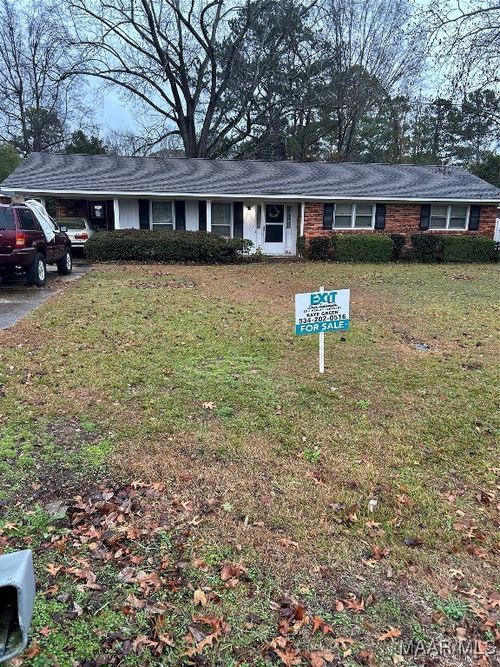 22 Glendale Dr, Selma, AL, 36701-7045 | Card Image