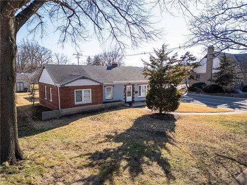 200 Ridgeview St, Danville, IL, 61832-1412 | Card Image