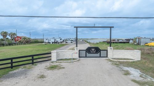 4002 Highway 6, Hitchcock, TX, 77563 | Card Image