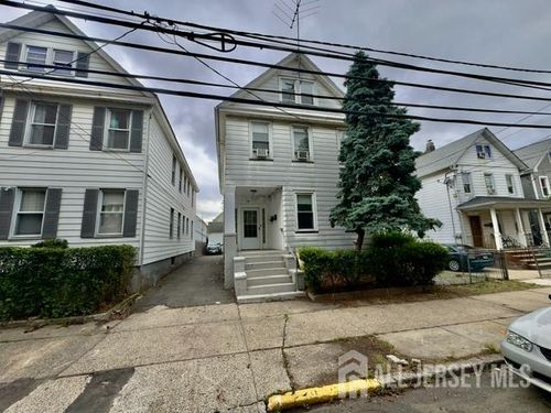 50 Harvey St, New Brunswick, NJ, 08901-1841 | Card Image
