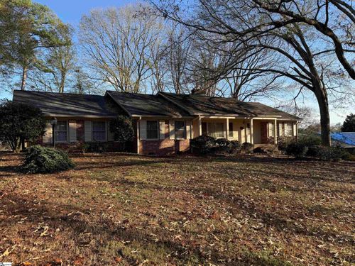 8 Roe Ct, Greenville, SC, 29617-7510 | Card Image