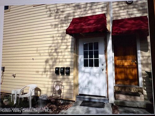 2-18 Market St, Saugerties, NY, 12477-1339 | Card Image