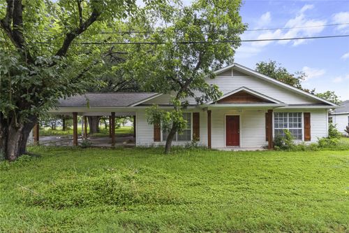 103 S San Jacinto St, Whitney, TX, 76692-2726 | Card Image