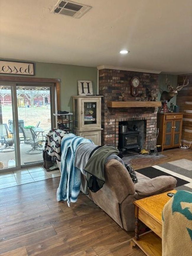 354504 E 980 Rd, House other with 3 bedrooms, 3 bathrooms and null parking in Prague OK | Image 17