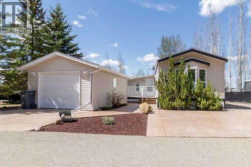 10046 Township Road 422, Rural Ponoka County, AB, T4R3R5 | Card Image