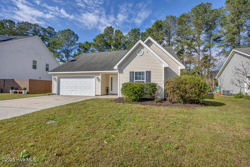 915 Edna Fields Dr, Navassa, NC, 28451-9483 | Card Image