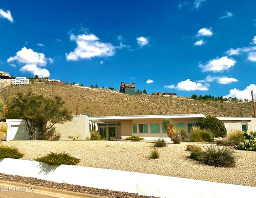 3932 Las Vegas Dr, El Paso, TX, 79902-1729 | Card Image