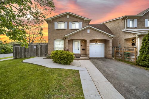 2479 Grindstone Crt, Mississauga, ON, L5L3K8 | Card Image