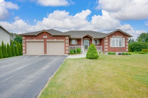 16 O'Neill Cir, Phelpston, ON, L0L2K0 | Card Image