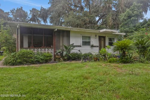 862 Pioneer Dr, Jacksonville, FL, 32233-3062 | Card Image