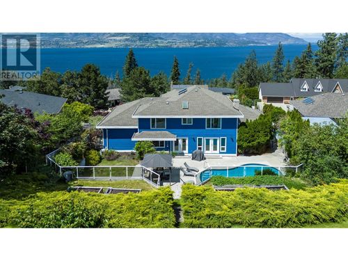 359 Stellar Dr, Kelowna, BC, V1W4K4 | Card Image