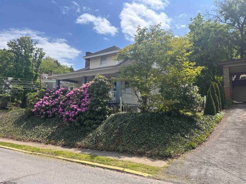 600 Grand St, Morgantown, WV, 26501-6912 | Card Image