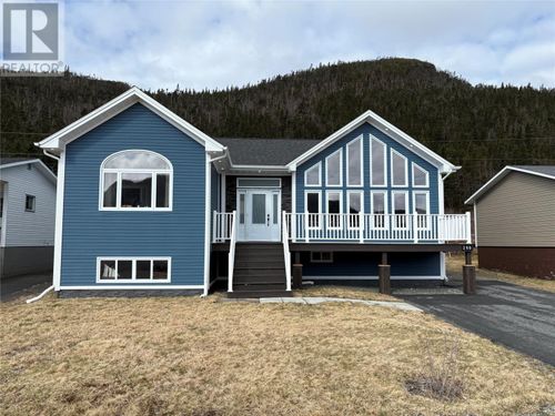 290 Main St, Hermitage, NL, A0H1S0 | Card Image