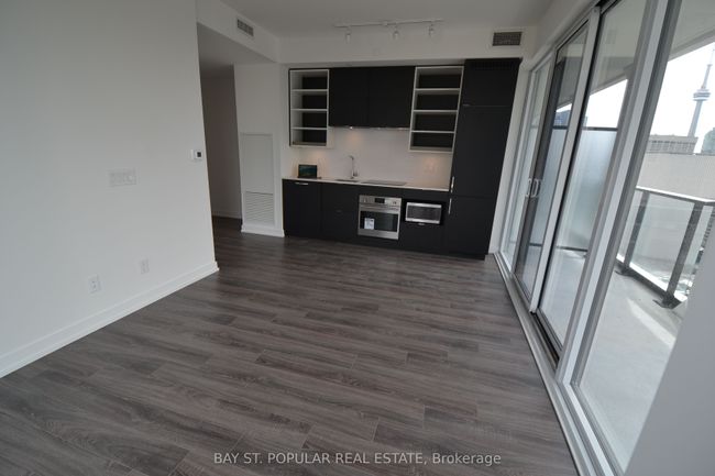 2615 - 20 Edward St, Condo with 3 bedrooms, 2 bathrooms and null parking in Toronto ON | Image 9