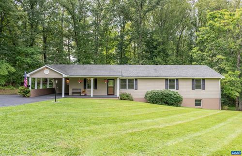 582 Miller School Rd, CHARLOTTESVILLE, VA, 22903-7315 | Card Image