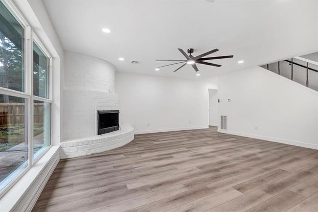 9602 Ballin David Dr, House other with 4 bedrooms, 2 bathrooms and 2 parking in Spring TX | Image 10