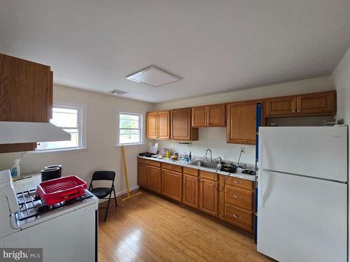 130 S Broadway, PITMAN, NJ, 08071-2232 | Card Image