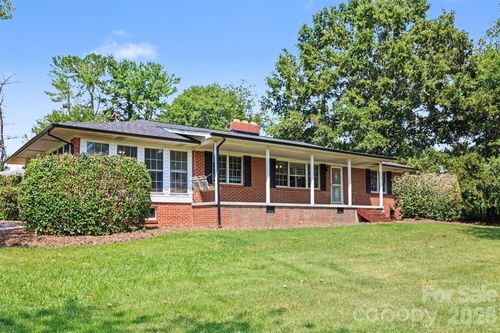 104 Beaver Dam Dr, Shelby, NC, 28150-1013 | Card Image