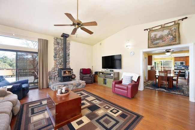 6930 Loggers Hollow Rd, House other with 3 bedrooms, 3 bathrooms and null parking in Somerset CA | Image 15