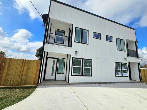b-7936 Hirsch Rd, Houston, TX, 77016-6223 | Card Image